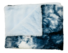 Load image into Gallery viewer, Luxe Blue Marble
