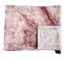 Load image into Gallery viewer, Smokey Rosewater
